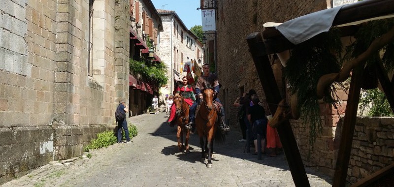 Cordes-sur-Ciel fête le Grand Fauconnier