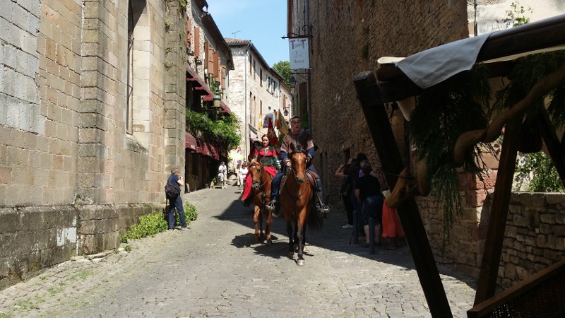 Cordes-sur-Ciel fête le Grand Fauconnier